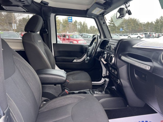 2017 Jeep Wrangler Sahara 4x4