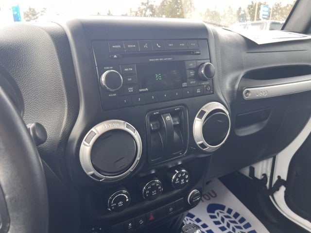 2017 Jeep Wrangler Sahara 4x4