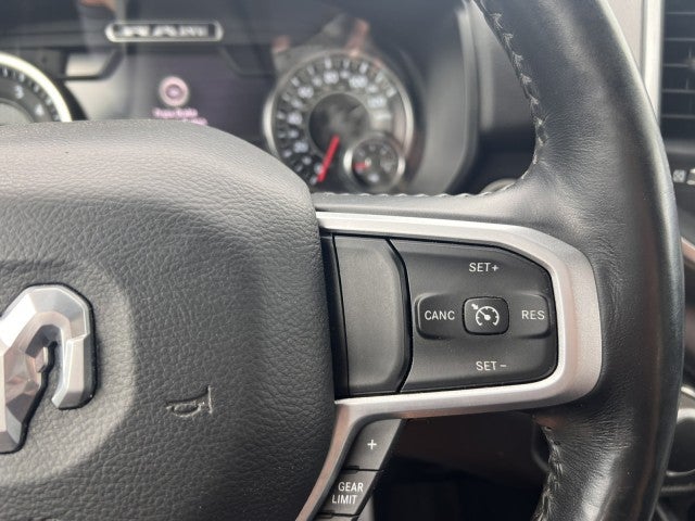 2020 RAM 1500 Big Horn Crew Cab 4x4 5'7" Box