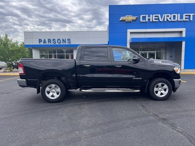 2020 RAM 1500 Big Horn Crew Cab 4x4 5'7" Box
