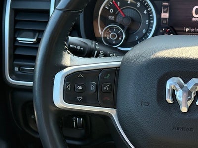 2022 RAM 1500 Big Horn Crew Cab 4x4 5'7" Box