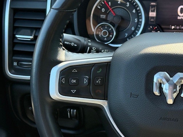 2022 RAM 1500 Big Horn Crew Cab 4x4 5'7" Box