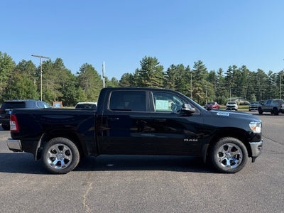 2022 RAM 1500 Big Horn Crew Cab 4x4 5'7" Box