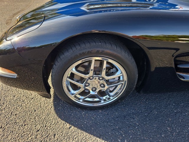 2003 Chevrolet Corvette Base