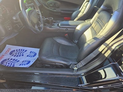 2003 Chevrolet Corvette Base