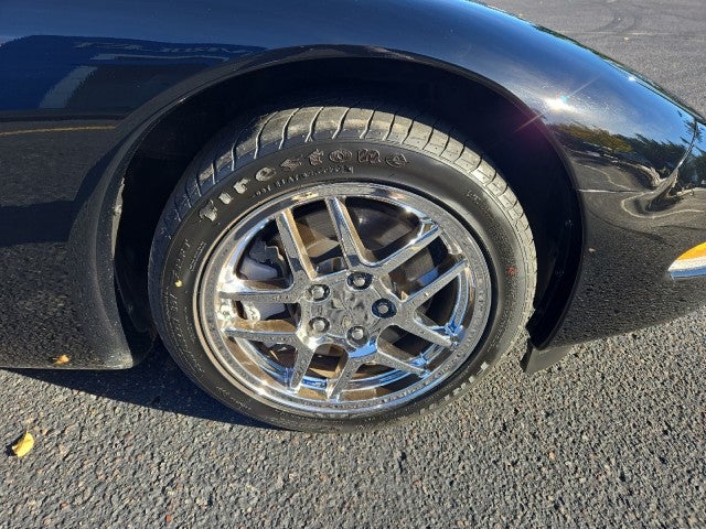 2003 Chevrolet Corvette Base