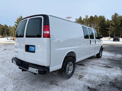 2025 Chevrolet Express Cargo 3500 WT