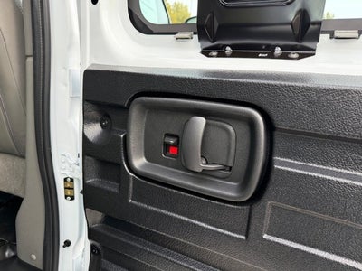 2025 Chevrolet Express Cargo 3500 WT