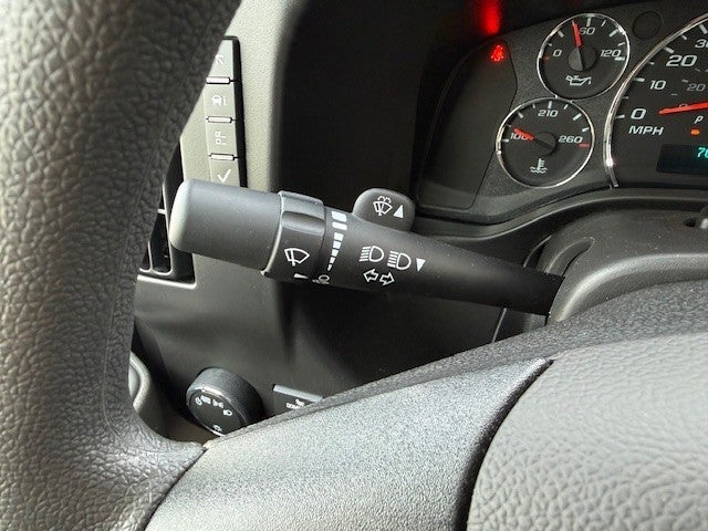 2025 Chevrolet Express Cargo 3500 WT