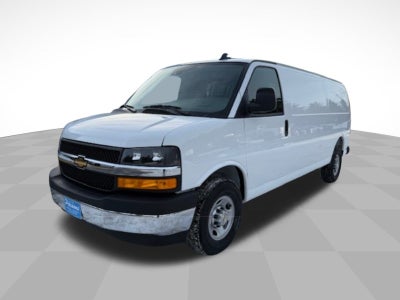 2025 Chevrolet Express Cargo 3500 WT