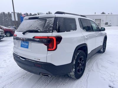2023 GMC Acadia AT4