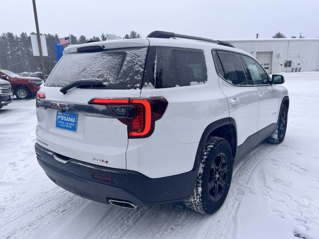 2023 GMC Acadia AT4
