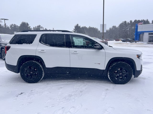 2023 GMC Acadia AT4