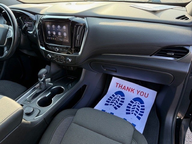 2022 Chevrolet Traverse LT Cloth