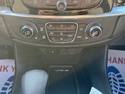 2022 Chevrolet Traverse LT Cloth