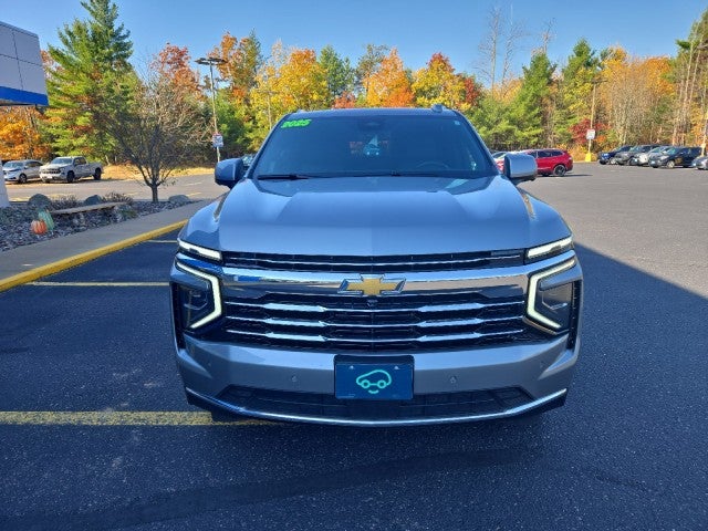 2025 Chevrolet Suburban LT - Photo 8