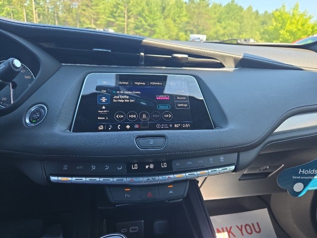 2023 Cadillac XT4 Premium Luxury