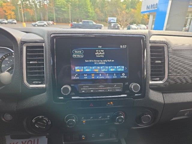 2022 Nissan Frontier King Cab SV 4x4