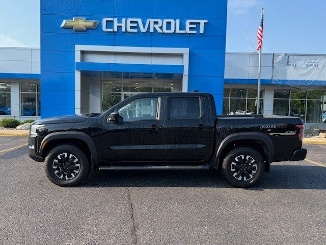 2022 Nissan Frontier S