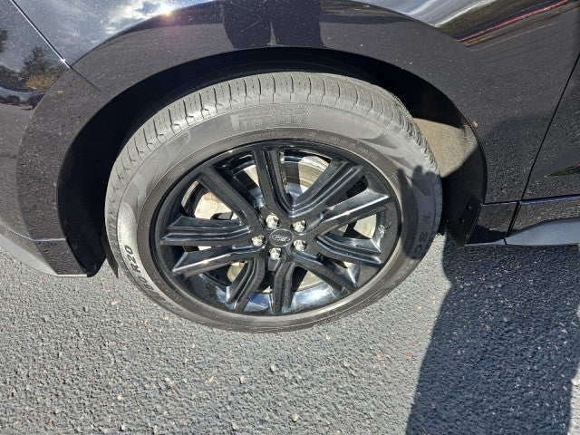2021 Ford Edge ST-Line