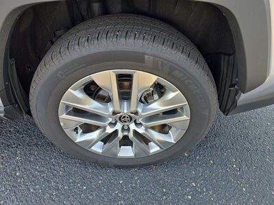 2025 Toyota RAV4 XLE Premium