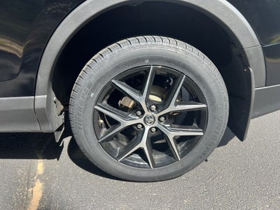 2018 Toyota RAV4 SE