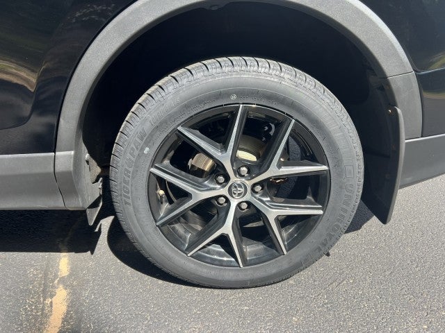 2018 Toyota RAV4 SE