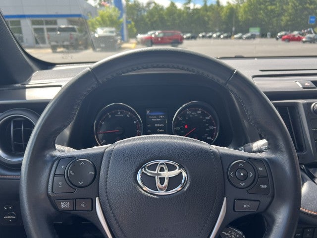 2018 Toyota RAV4 SE