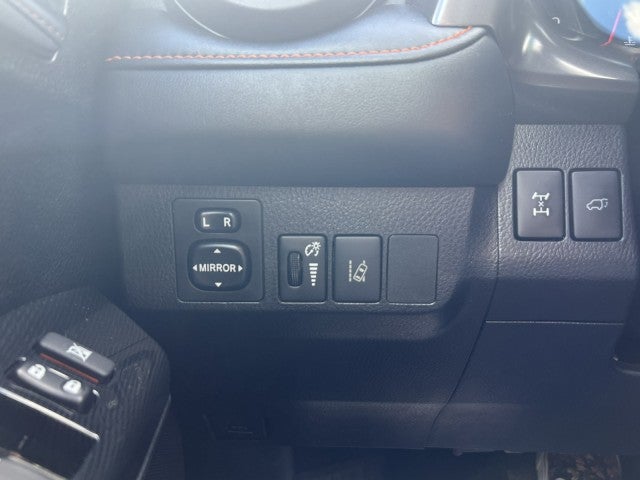 2018 Toyota RAV4 SE