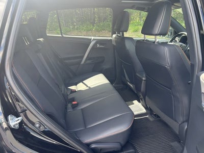 2018 Toyota RAV4 SE