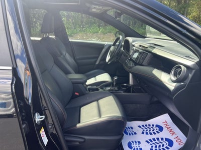 2018 Toyota RAV4 SE