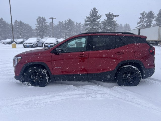 2024 GMC Terrain AT4