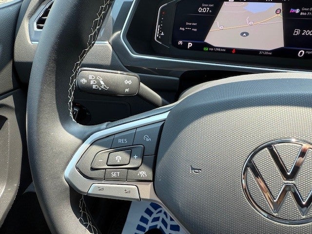 2023 Volkswagen Tiguan 2.0T SEL R-Line