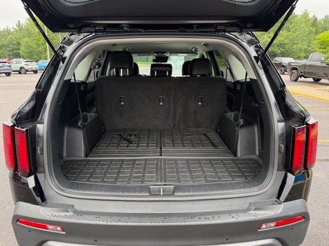 2023 Kia Sorento X-Line S