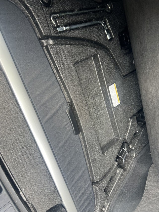 2019 Toyota Prius LE