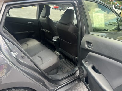 2019 Toyota Prius LE