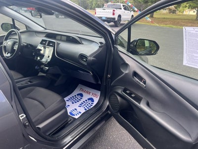 2019 Toyota Prius LE