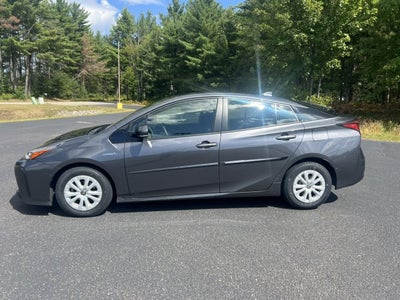 2019 Toyota Prius LE