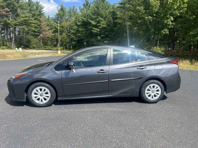 2019 Toyota Prius LE